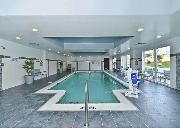 Hampton Inn & Suites Greensboro/Coliseum Area